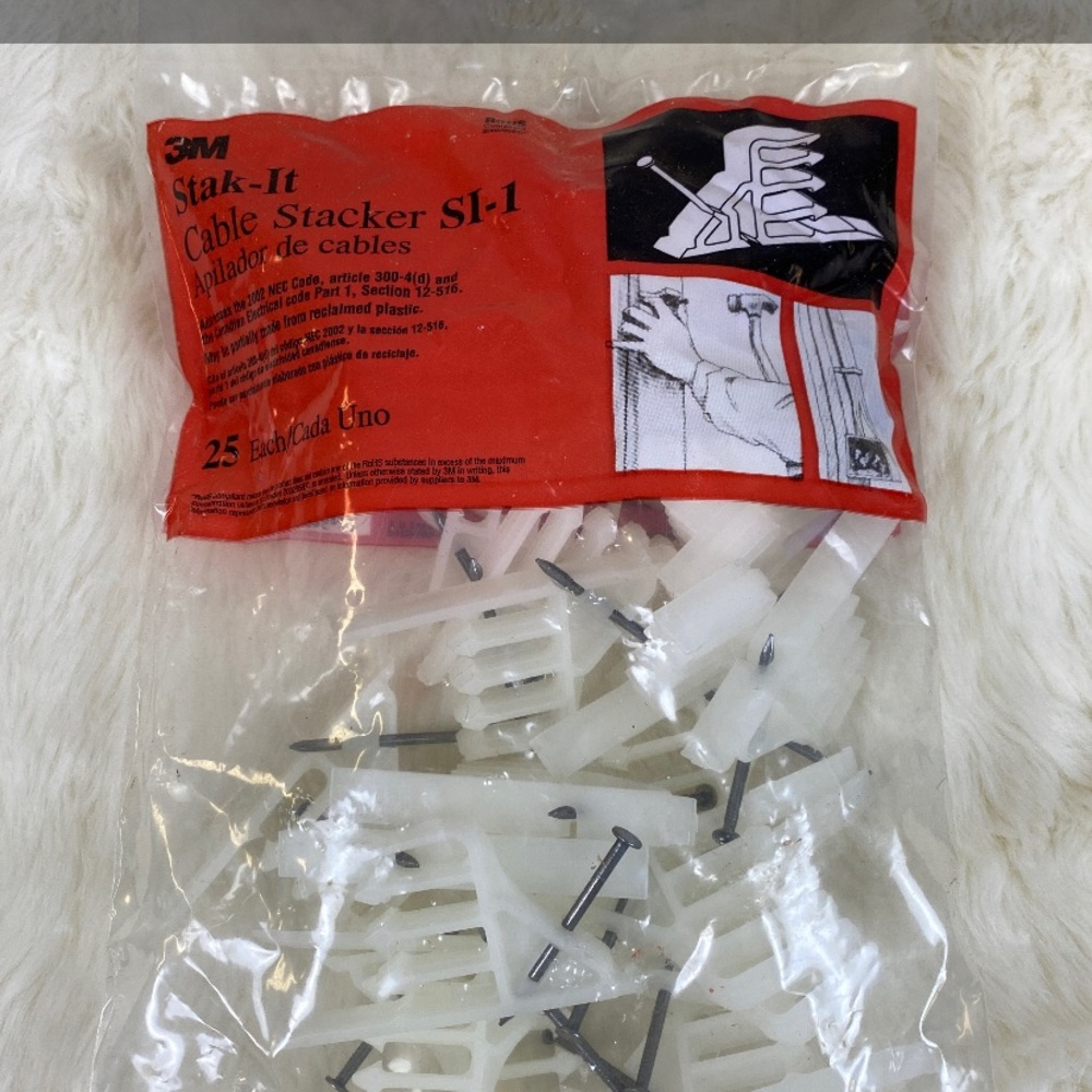 3m stack it cable staples bundle
